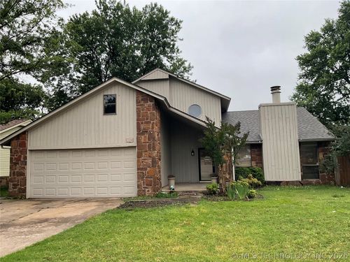2214 S Hemlock Ave, Broken Arrow, OK, 74012-0908 | Card Image