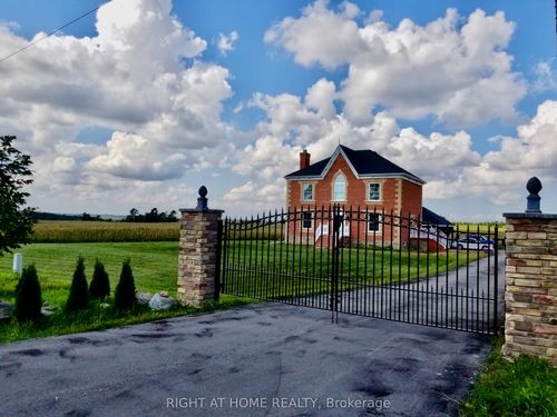 376 Sandford Rd, Sandford, ON, L0C1E0 | Card Image