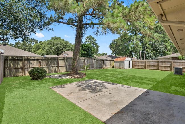 29222 Waltham St, House other with 3 bedrooms, 2 bathrooms and 2 parking in Spring TX | Image 27