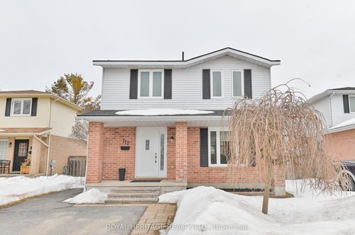 717 Cedarwood Dr, Kingston, ON, K7P1V4 | Card Image