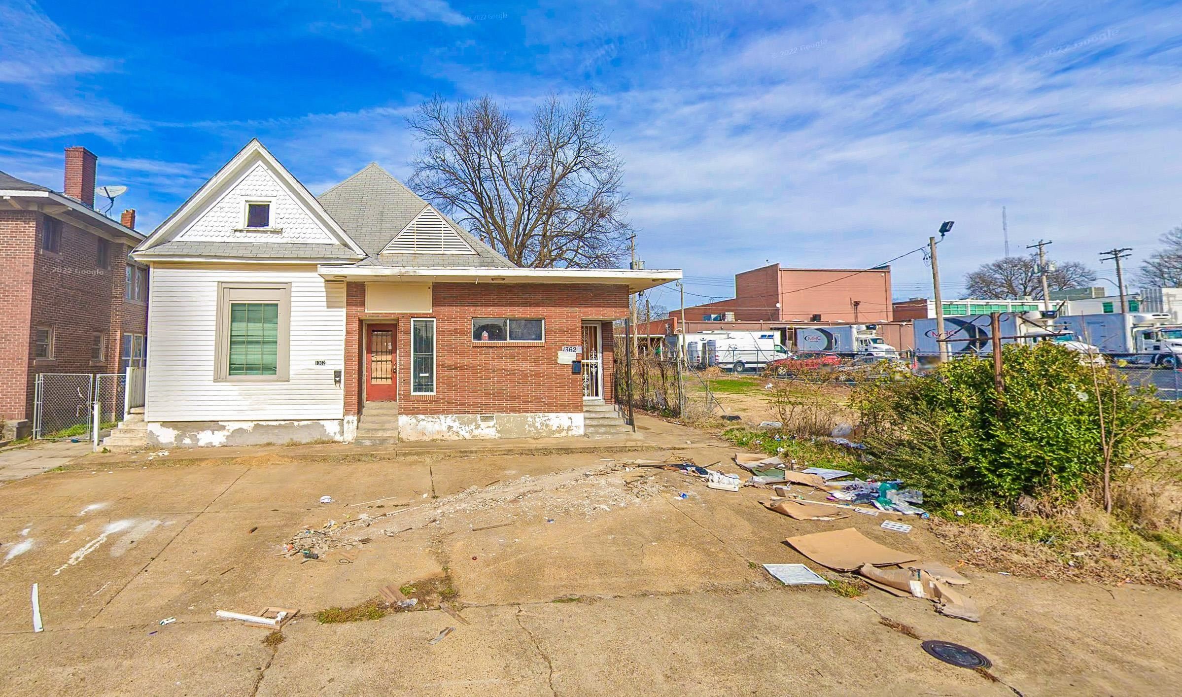 Monroe Ave, Memphis, TN 38104