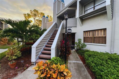 203b-10606 Longwood Dr, SEMINOLE, FL, 33777-1219 | Card Image