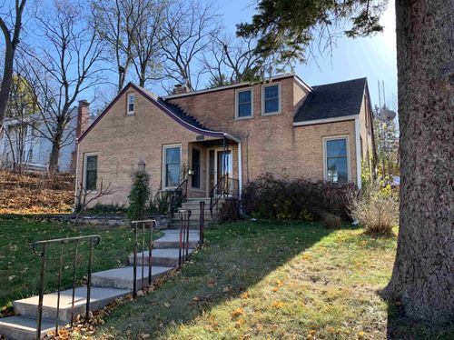 615 W Mackie Street, Beaver Dam, WI, 53916 | Card Image