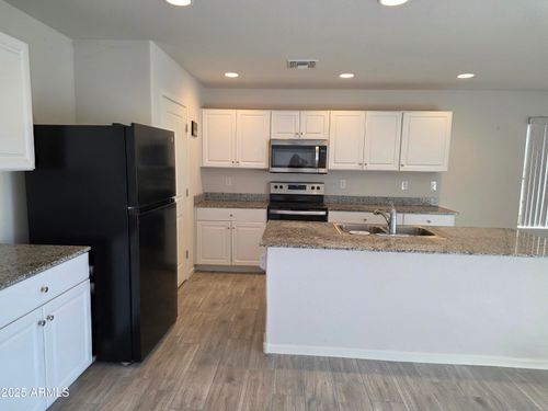 817 W Caroline St, Coolidge, AZ, 85128-3528 | Card Image