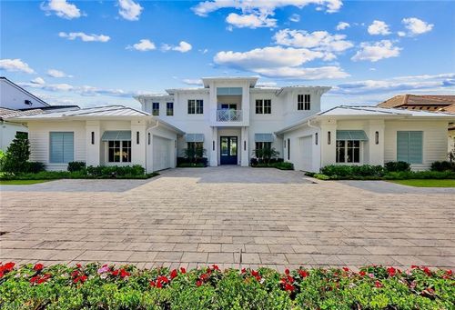 726 Riviera Dr, NAPLES, FL, 34103-4133 | Card Image