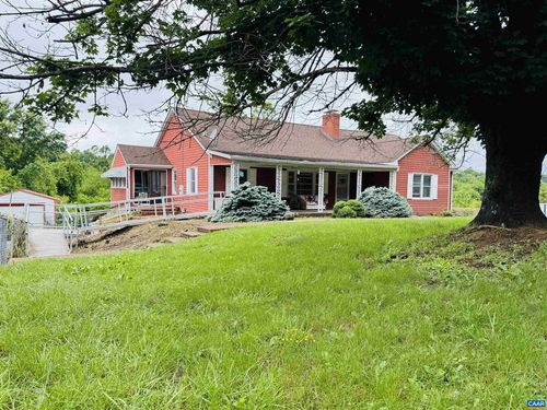 1820 Spring Hill Rd, STAUNTON, VA, 24401-9023 | Card Image