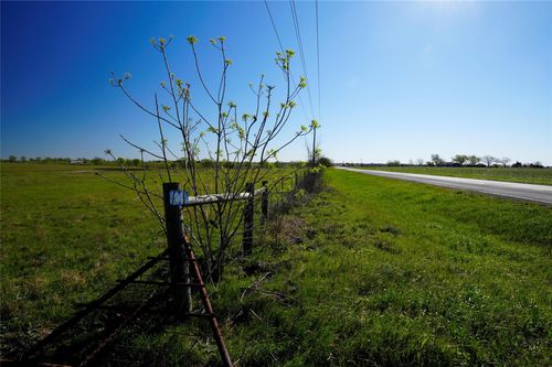 1011-1 Fm 956, Schulenburg, TX, 78956-5563 | Card Image