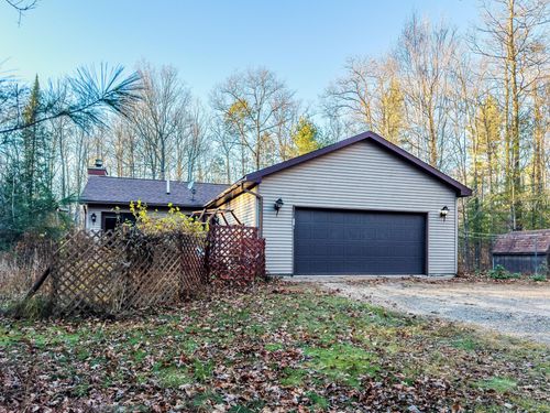 8643 Van Bussum Rd, Eagle River, WI, 54521-8509 | Card Image