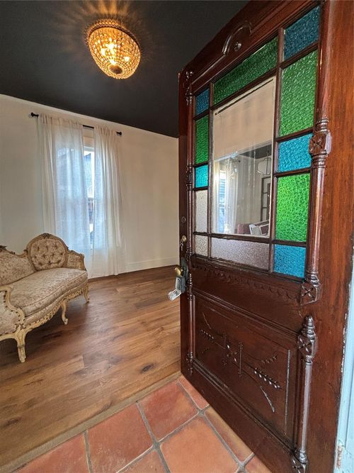 613 14th St, Galveston, TX, 77550-5003 | Card Image