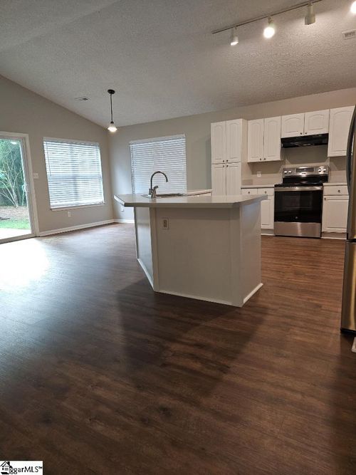 5 Sweet Shade Way, Greenville, SC, 29605-6428 | Card Image