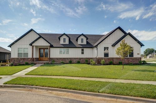 3050 W Allen Dr, Springfield, MO, 65810-4200 | Card Image