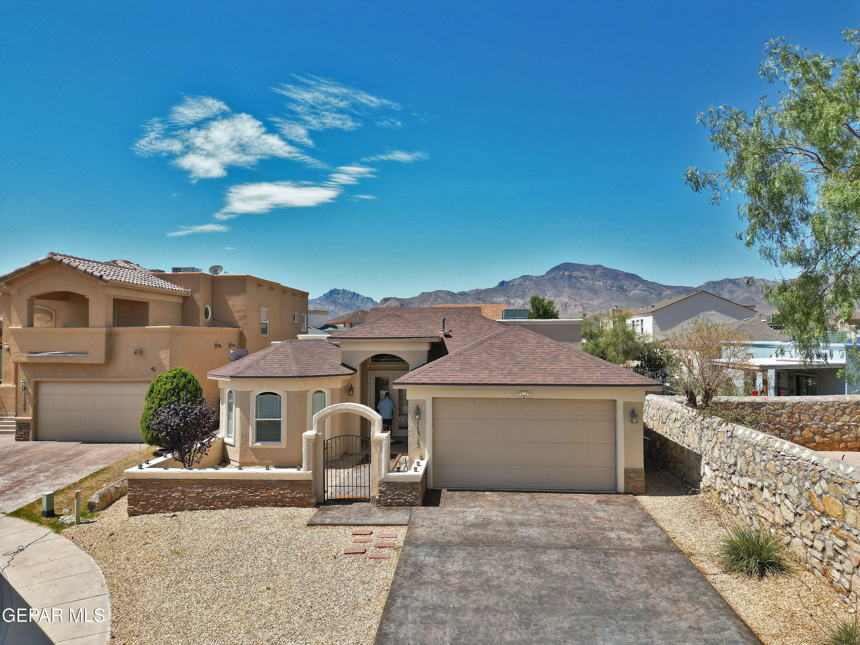 Manuel Gameros Dr, El Paso, TX 79934