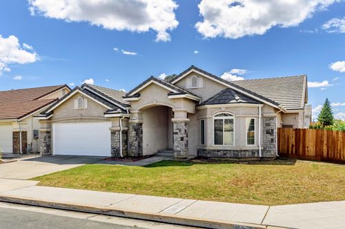 6517 E Amherst Avenue, Fresno, CA, 93727 | Card Image