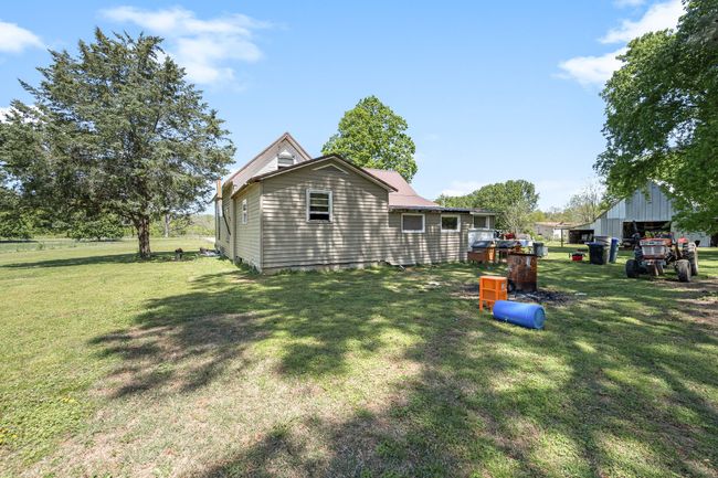 9938 Old Alto Hwy, House other with 3 bedrooms, 1 bathrooms and null parking in Decherd TN | Image 37
