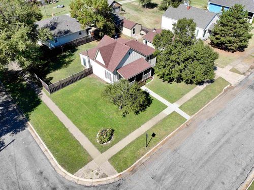 1102 N Colorado St, Ellsworth, KS, 67439-2134 | Card Image