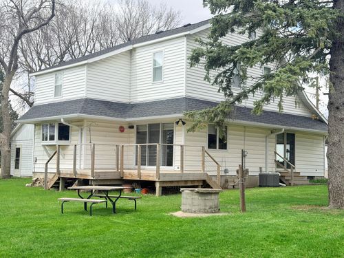 451 Paul Ave, Lake Wilson, MN, 56151-9556 | Card Image