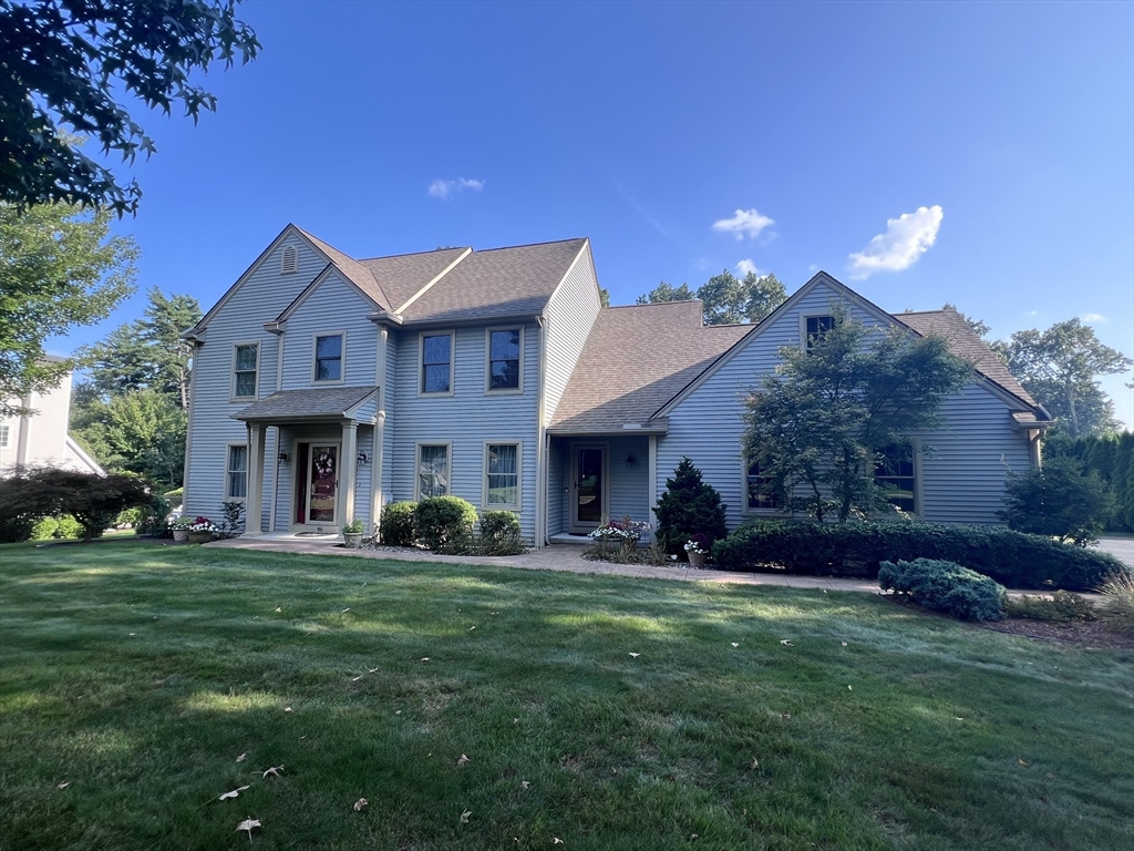Orchard Rd, East Longmeadow, MA 01028