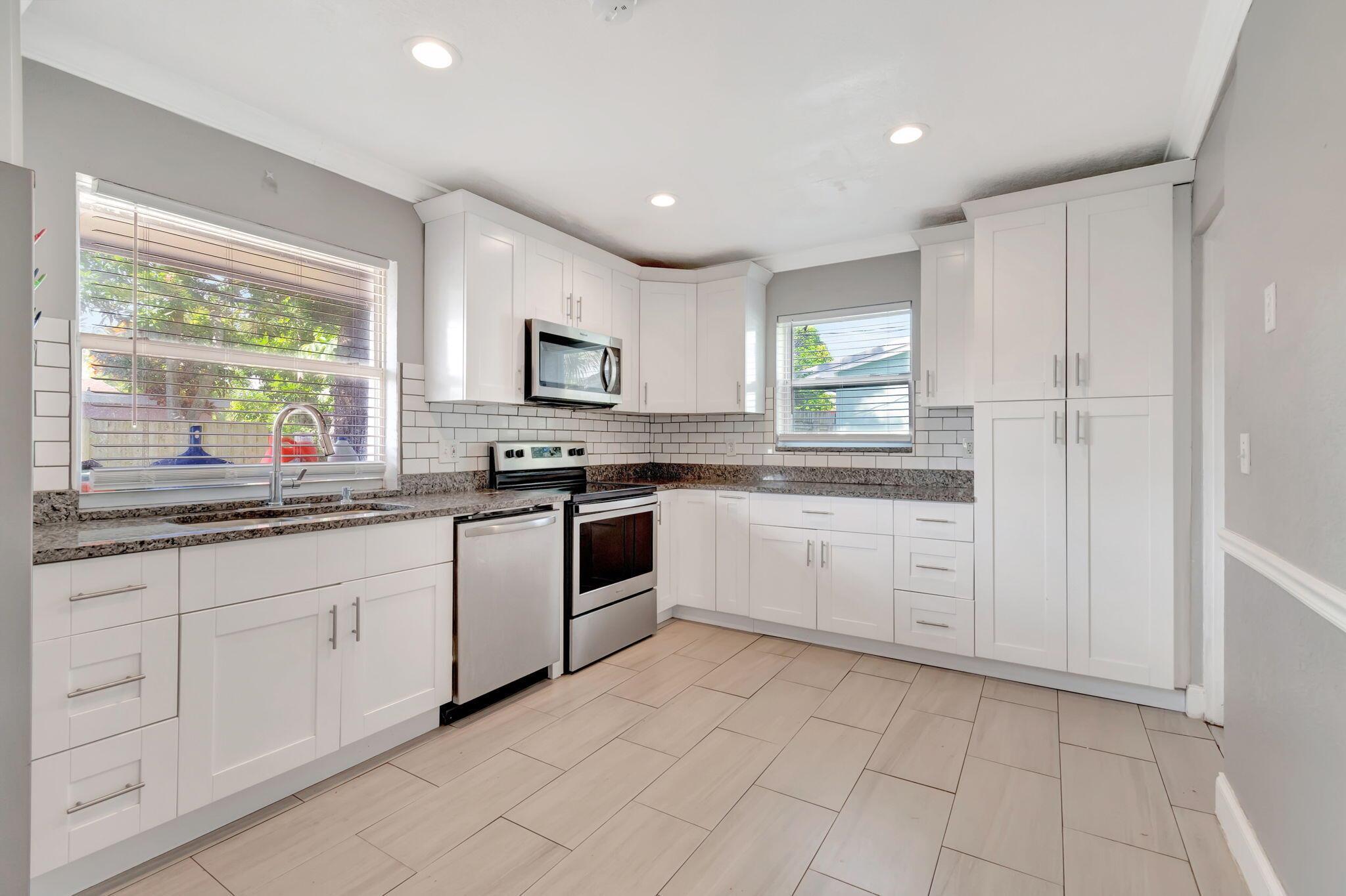 12th Ct, Delray Beach, FL 33445
