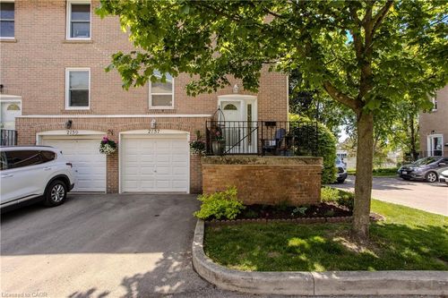 2157 Mountain Grove Ave, Burlington, ON, L7P2H8 | Card Image
