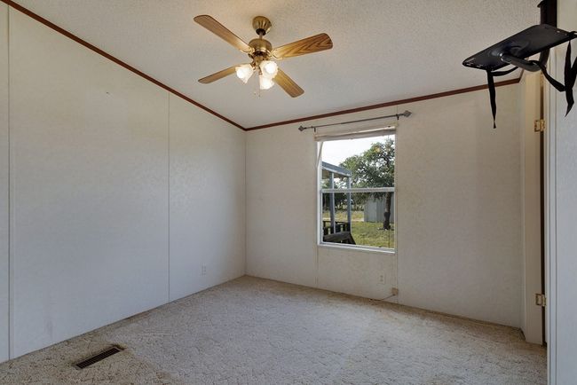68 Rolling Oaks Dr, House other with 3 bedrooms, 2 bathrooms and 2 parking in Harper TX | Image 17