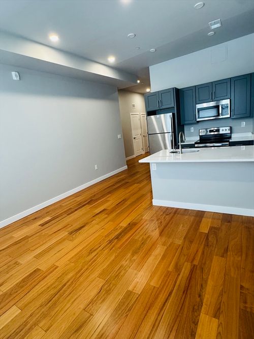 apt-307-19 Main St, Brockton, MA, 02301-4457 | Card Image