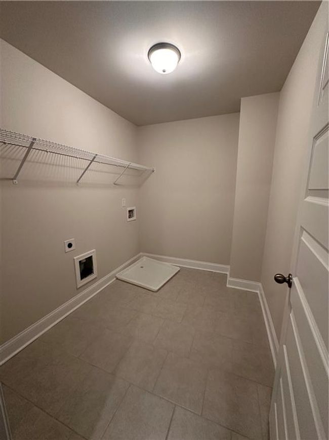 2260 Highridge Point Dr, House other with 4 bedrooms, 3 bathrooms and null parking in Lithia Springs GA | Image 9