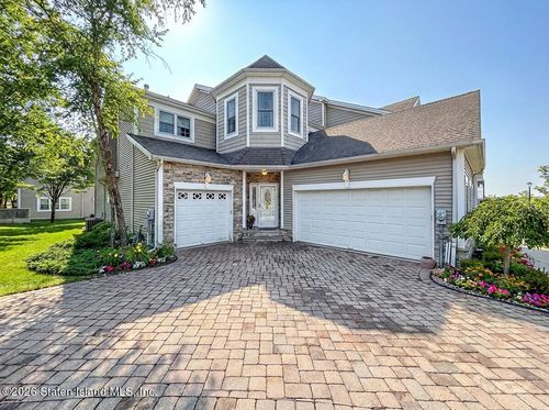 20 Tides Lane, Staten Island, NY, 10309 | Card Image