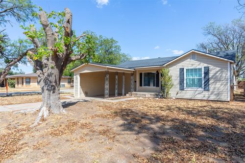 901 Ash, Merkel, TX, 79536-7003 | Card Image