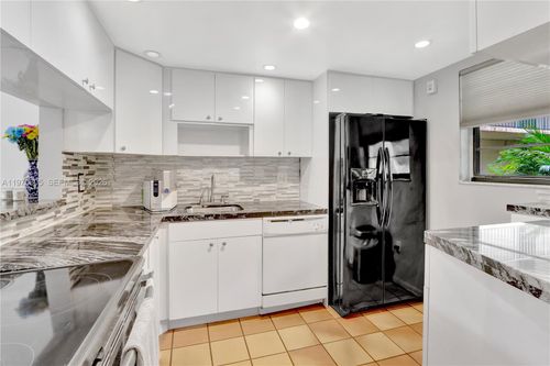 apt-117-10525 Sw 112th Ave, Miami, FL, 33176-8228 | Card Image