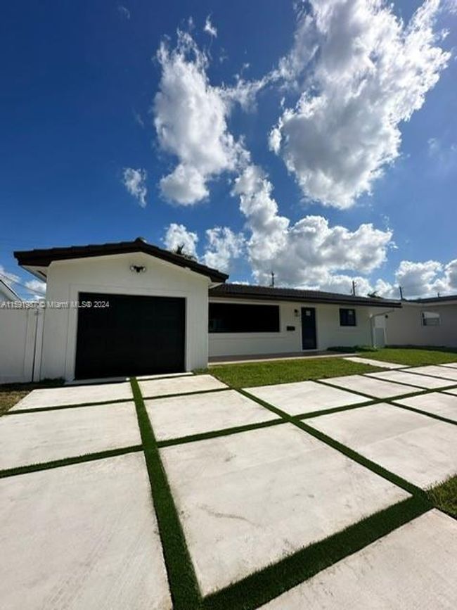 4901 Washington St, House other with 3 bedrooms, 3 bathrooms and null parking in Hollywood FL | Image 3