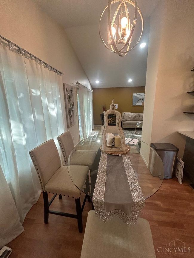 1105 Kensington Ln, House other with 2 bedrooms, 3 bathrooms and null parking in Cincinnati OH | Image 16