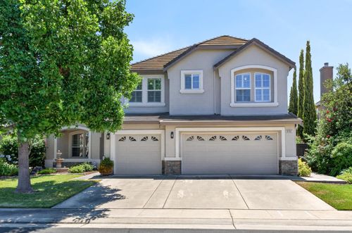 9701 Nature Trail Way, Elk Grove, CA, 95757-8132 | Card Image