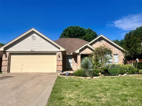 6813 Hadley Dr, North Richland Hills, TX, 76182-4441 | Card Image