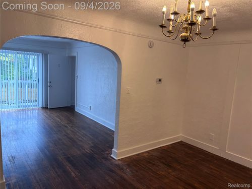 4-384 N Perry St, Pontiac, MI, 48342-2470 | Card Image