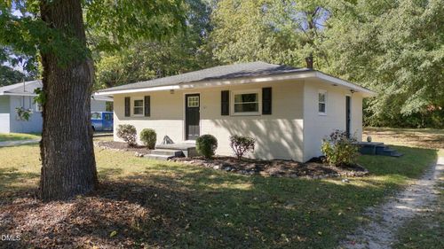 414 W Horton St, Zebulon, NC, 27597-2544 | Card Image