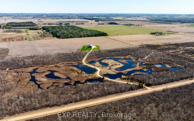 295089 8th Line, House other with 4 bedrooms, 2 bathrooms and 10 parking in Amaranth ON | Image 4