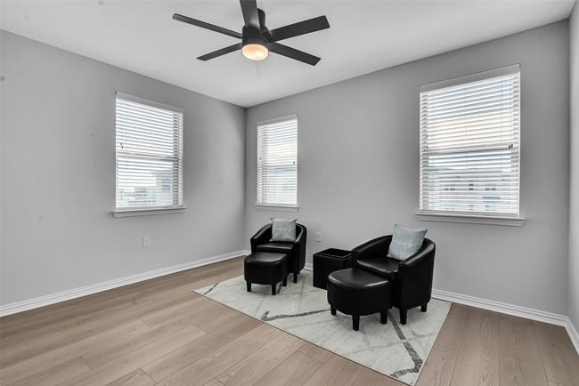 Third bedroom with walk-in closet | Image 23