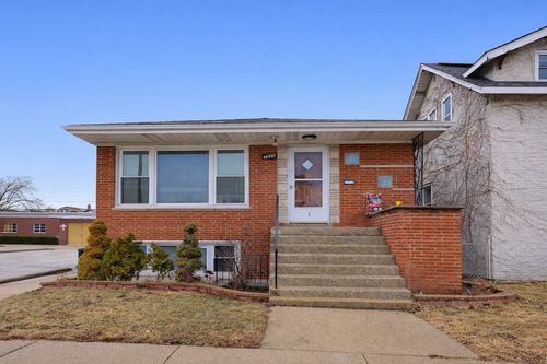 7426 W 62nd Pl, Summit, IL, 60501-2594 | Card Image
