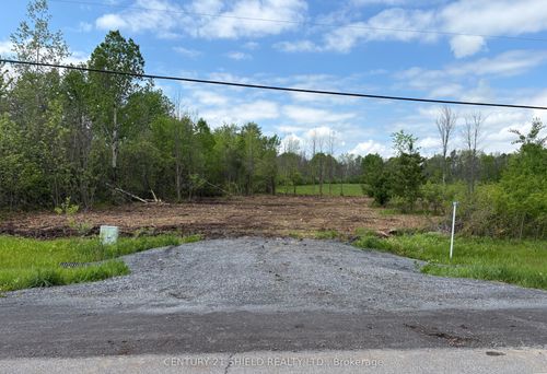14001 County Road 2 Road, South Stormont, ON, K0C1X0 | Card Image