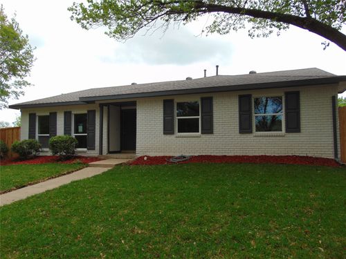 2918 Ashglen Dr, Garland, TX, 75043-6005 | Card Image