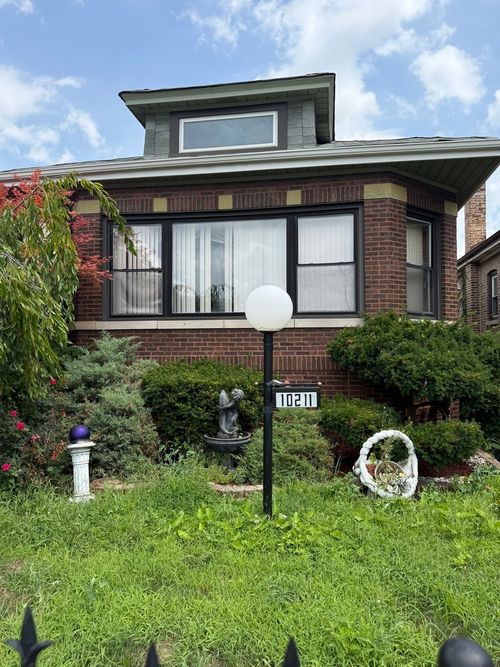 10211 S Peoria St, Chicago, IL, 60643-2318 | Card Image