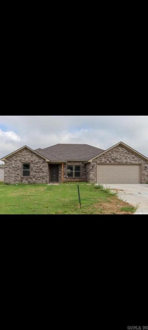 207 Stacy Dr, Paragould, AR, 72450-5937 | Card Image