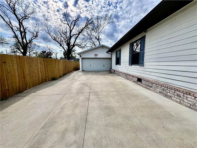 1222 S 4 Th St, House other with 3 bedrooms, 2 bathrooms and null parking in Rogers AR | Image 41