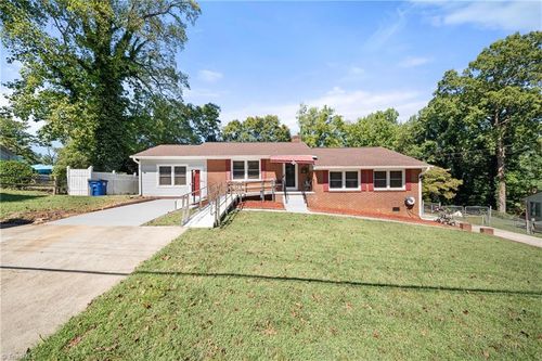 2613 Ellerbe Ave, Winston Salem, NC, 27127-3934 | Card Image