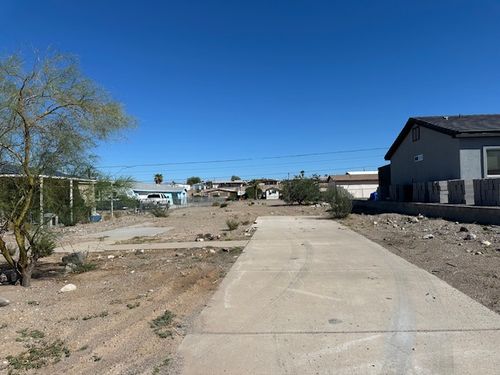 1663 Talc Rd, Bullhead City, AZ, 86442-7211 | Card Image