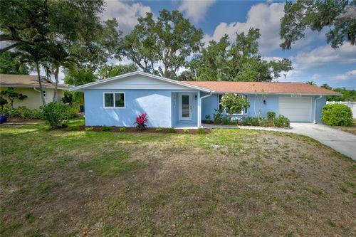 3024 Chase Cir, Sarasota, FL, 34231-8102 | Card Image