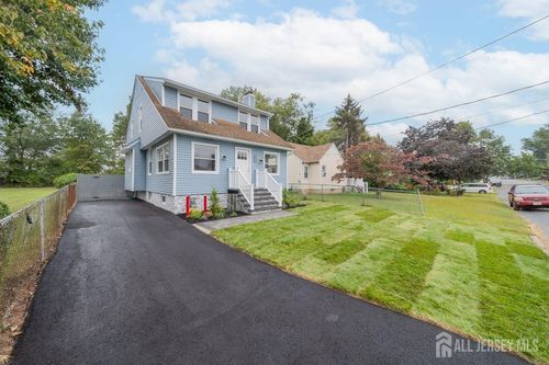 412 East Ave, Sewaren, NJ, 07077-1413 | Card Image