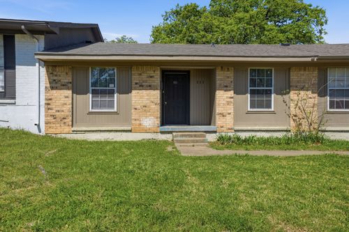 233 Creek Cove Dr, Dallas, TX, 75217-5619 | Card Image