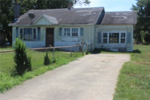 719 Main St Sw, Gravette, AR, 72736-8749 | Card Image