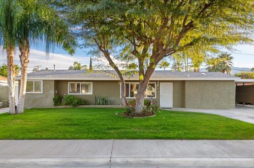 3735 E Camino San Simeon, Palm Springs, CA, 92264 | Card Image